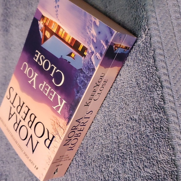 Keep you close - Picture 3 of 4